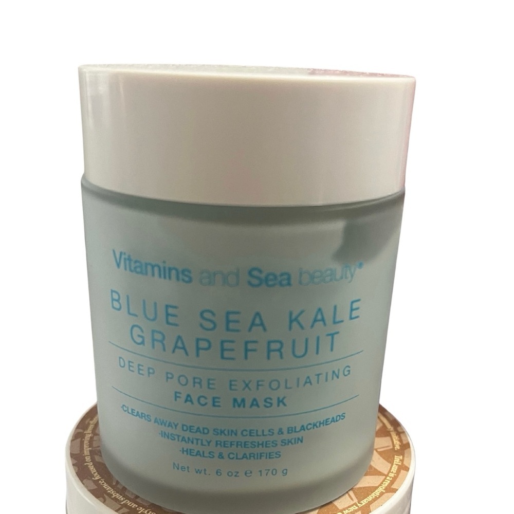 Vitamins and Sea Beauty Blue Sea Kale Exfoliating Grapefruit Face Mask